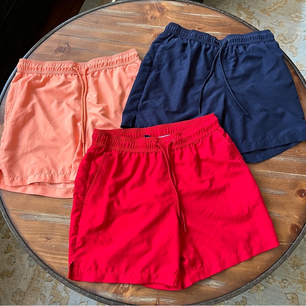 Men’s swim trunks. Bundle of 3. Medium.